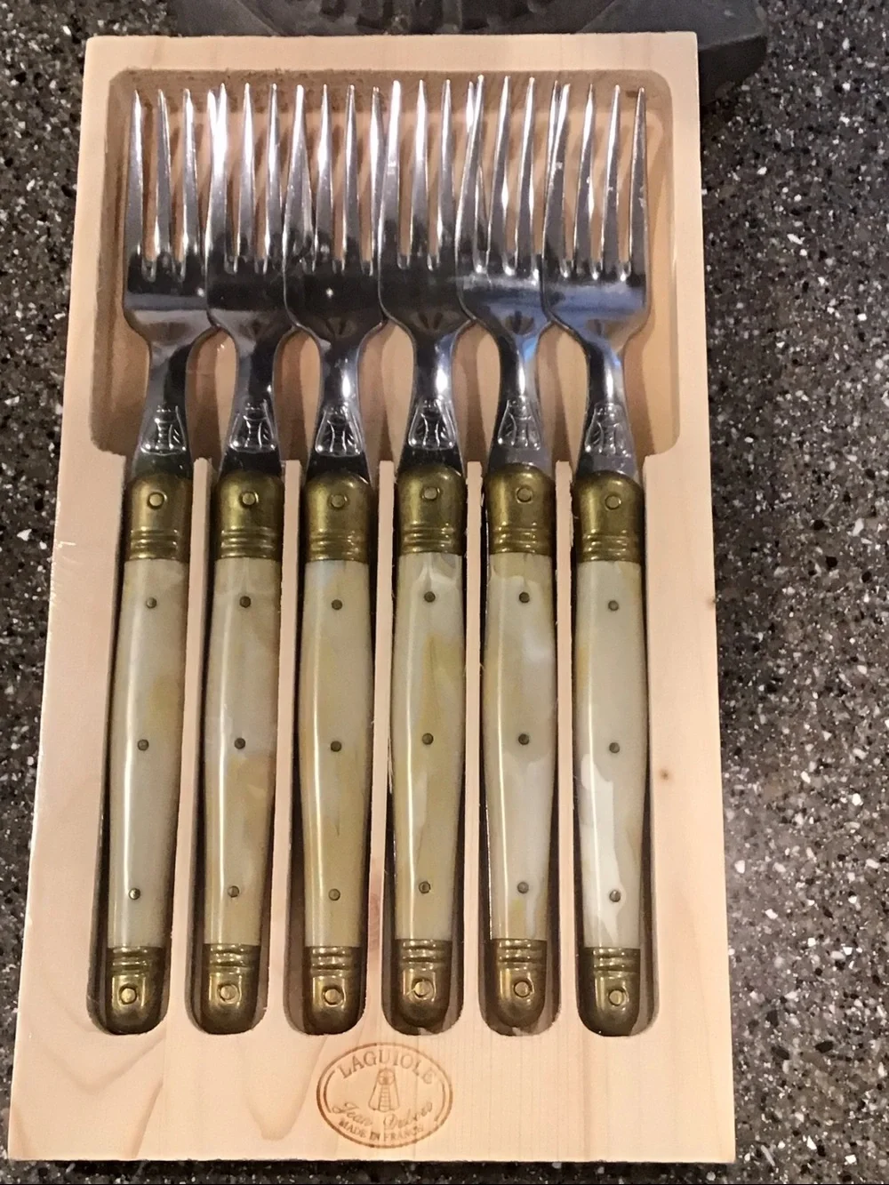 Laguiole new ivory